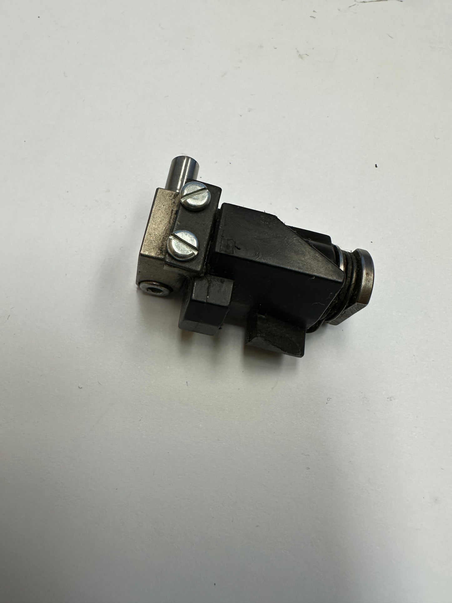 001990-01S RECIPROCATOR