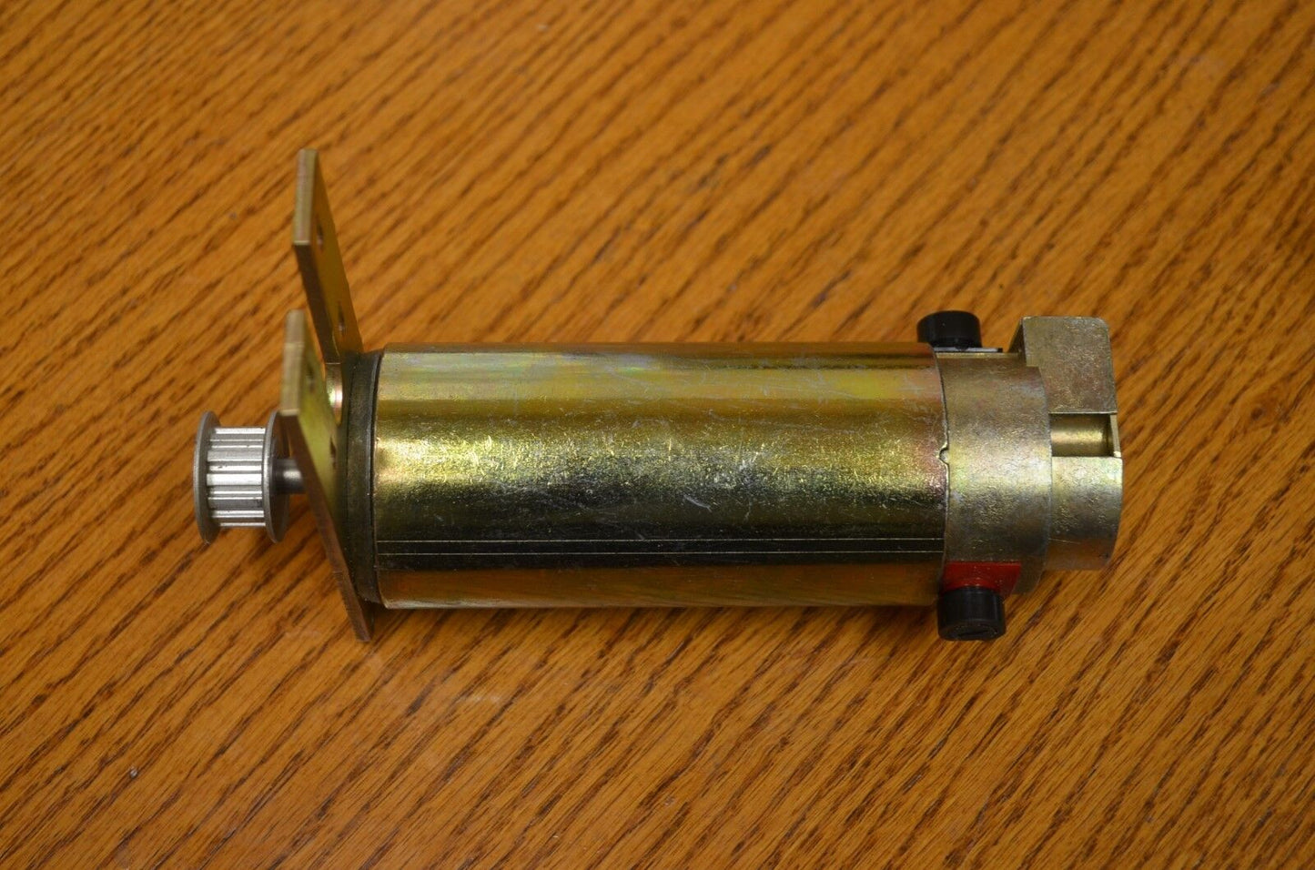 000465 EMT.EMC X/Y Motor